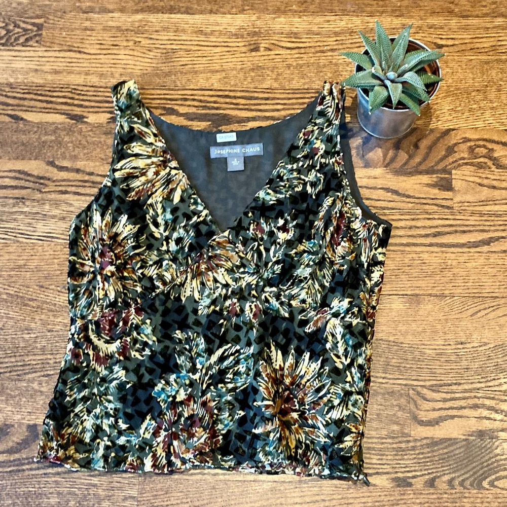 Josephine Chaus Sleeveless Silky Top - size 4
